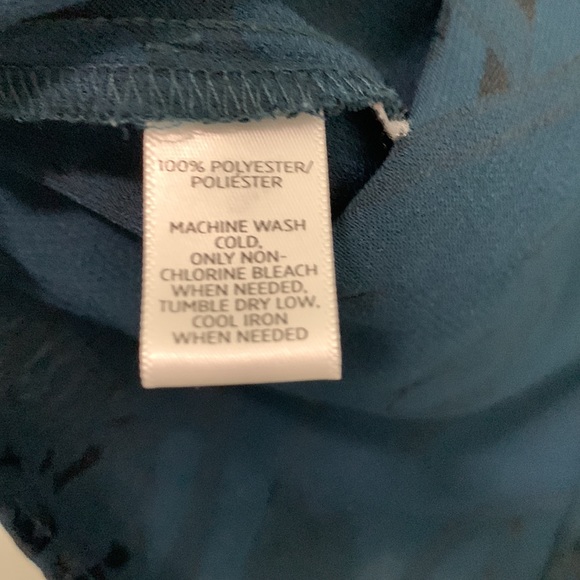 Teal and Black LOFT Top SP Made in Indonesia - Picture 6 of 6